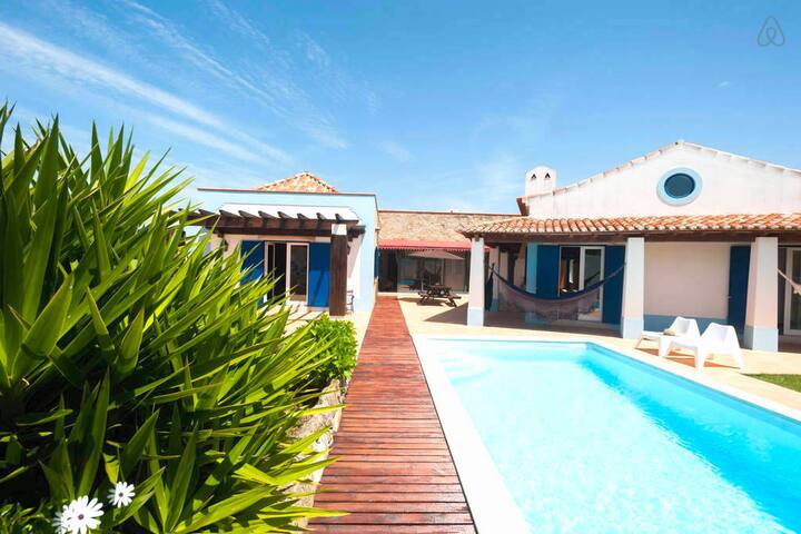 Spacious Villa w/ Private Pool Sintra Ericeira gallery image 2