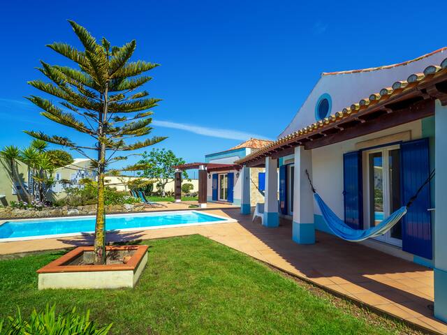 Spacious Villa w/ Private Pool Sintra Ericeira gallery image 3