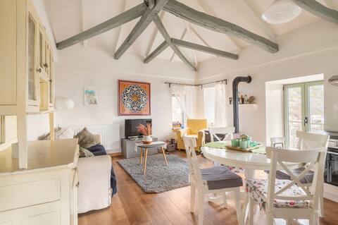 Nina's Cottage