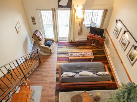 Loon Mountain Studio with a Loft