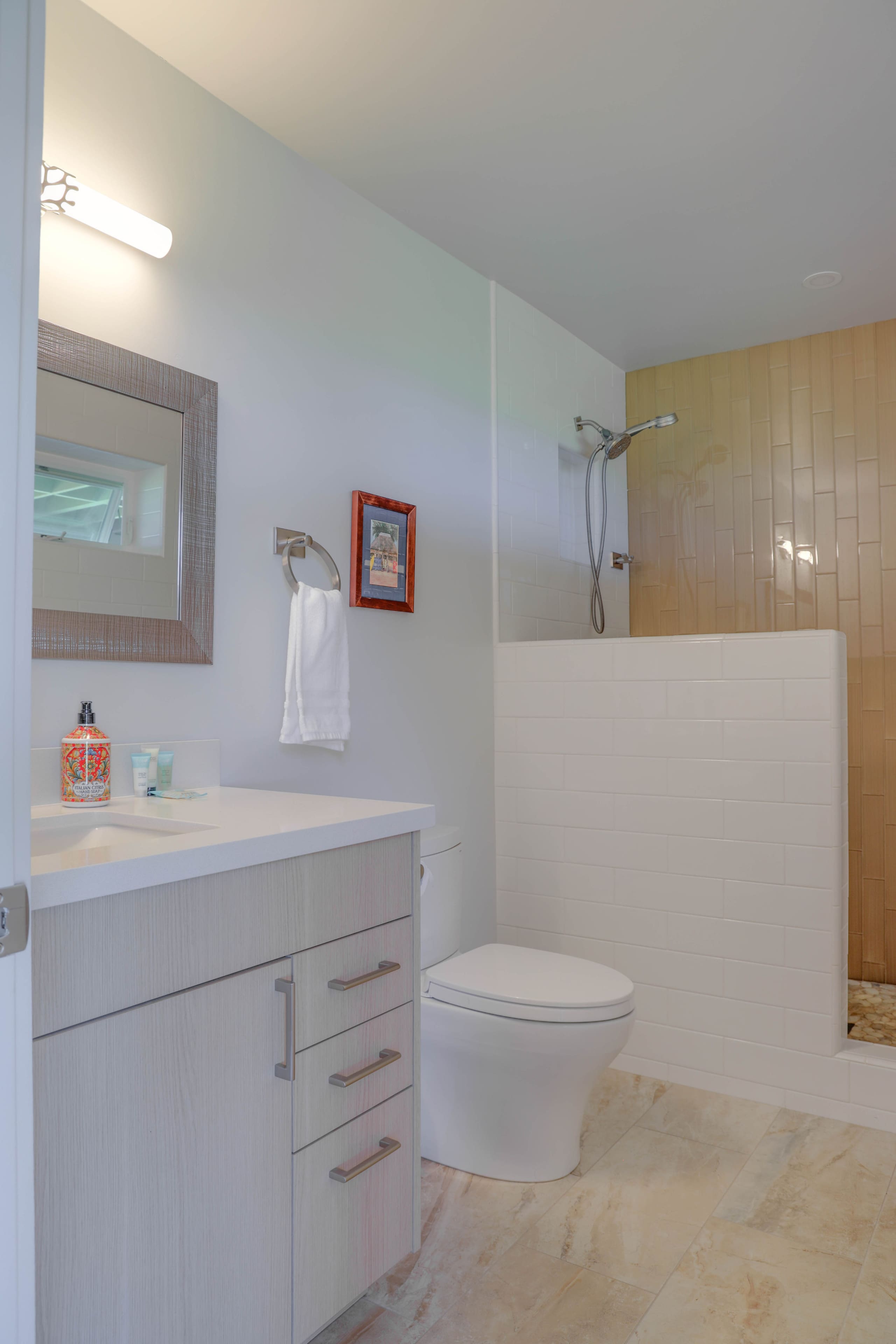 Home in Princeville · ★4.93 · 4 bedrooms · 4 beds · 3 baths - Image 45