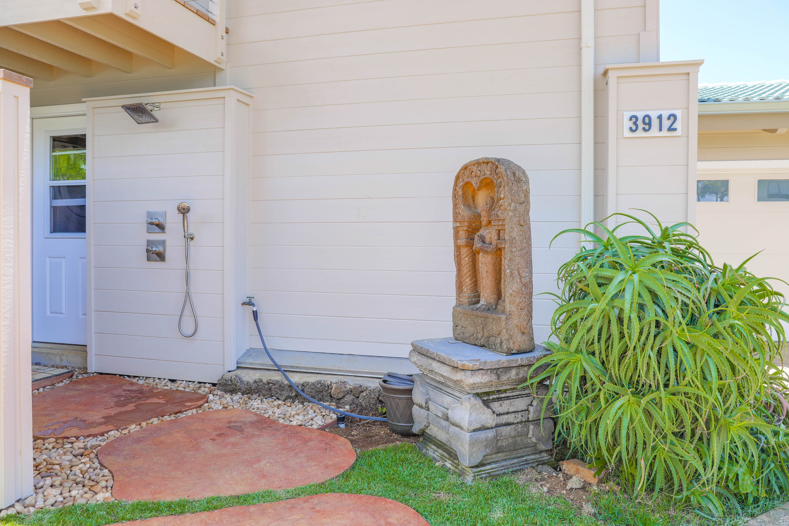 Home in Princeville · ★4.93 · 4 bedrooms · 4 beds · 3 baths - Image 80