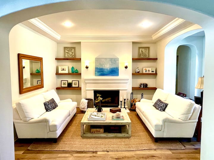 Gorgeous Luxury Family Home In Thousand Oaks - 사우전드오크스