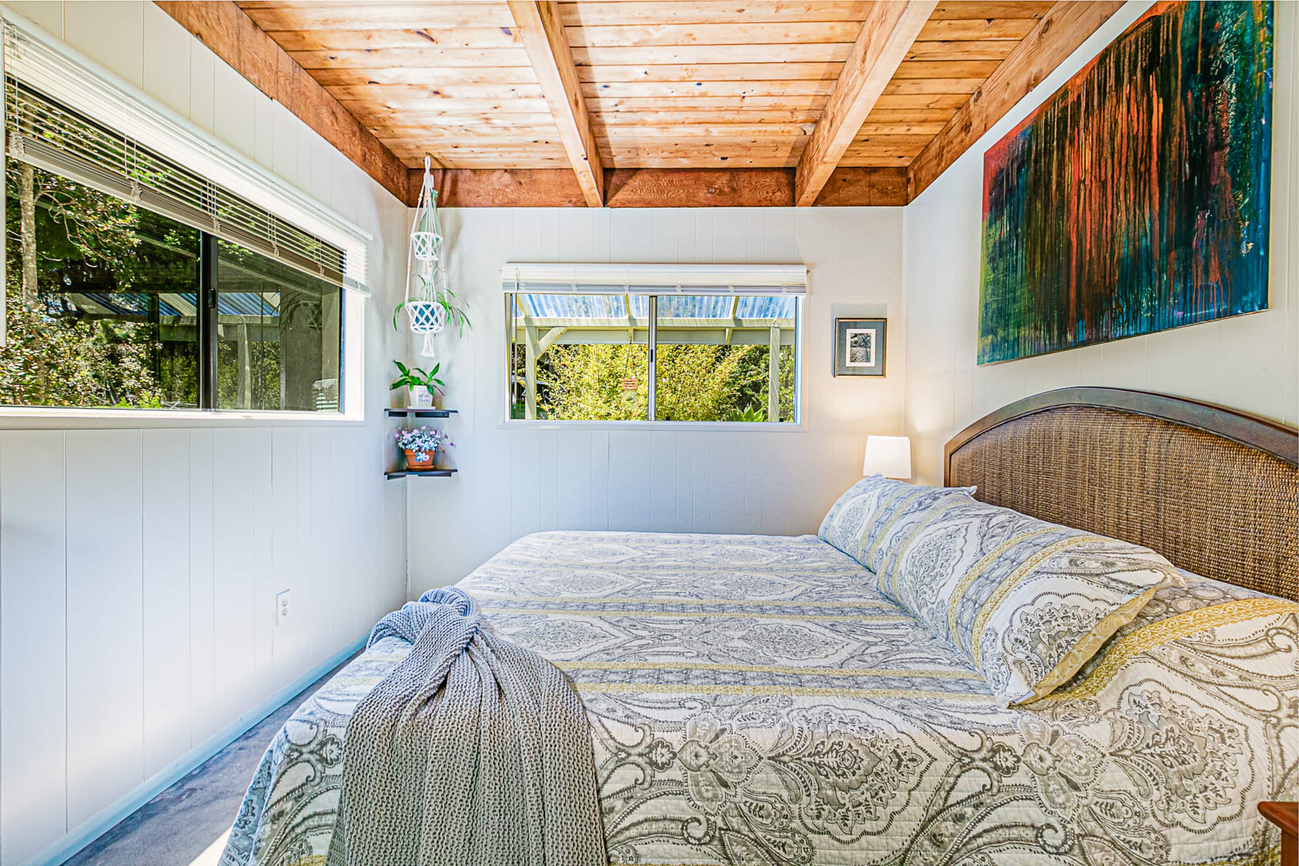 Home in Volcano · ★4.93 · 1 bedroom · 1 bed · 1 private bath - Image 13