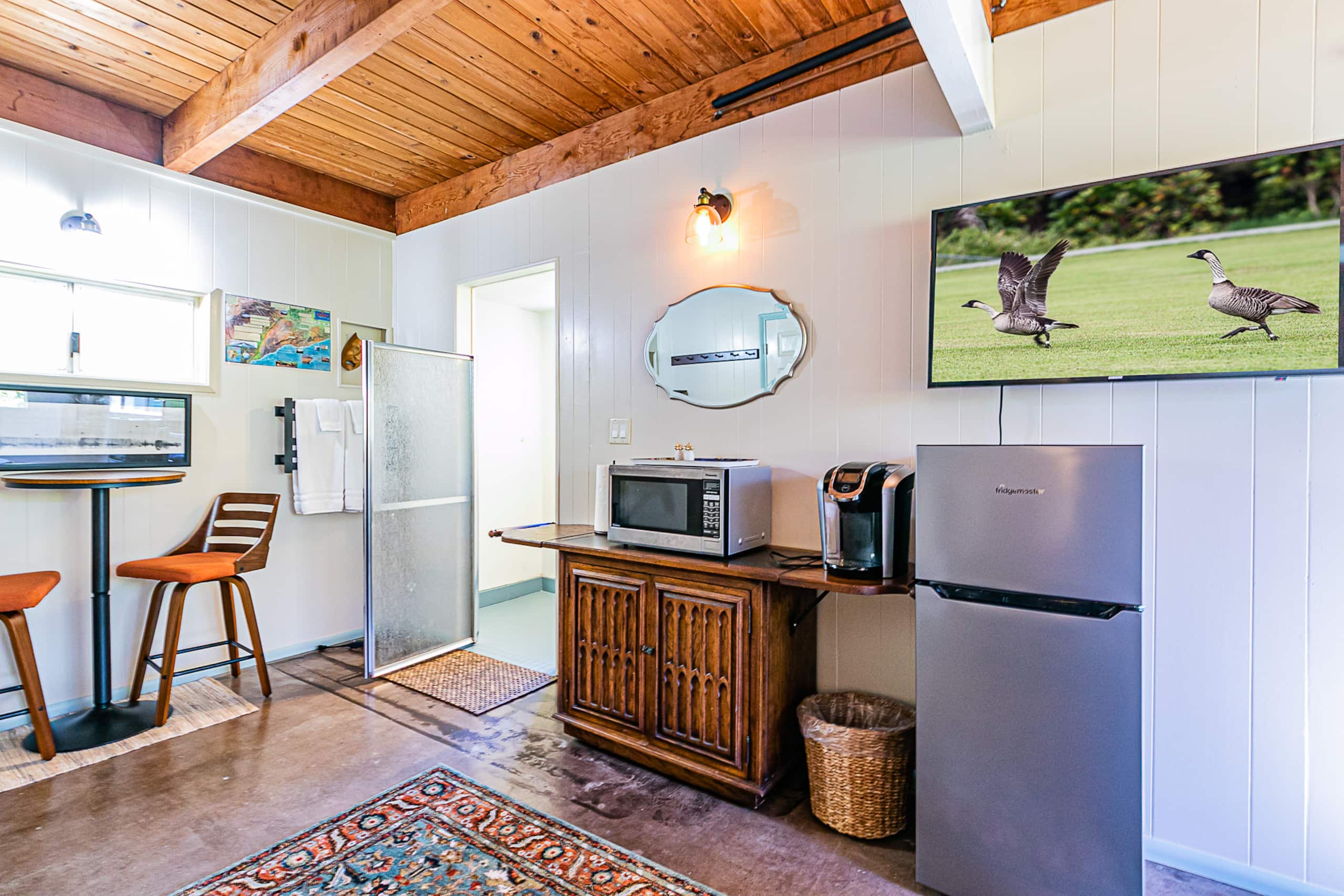 Home in Volcano · ★4.93 · 1 bedroom · 1 bed · 1 private bath - Image 12