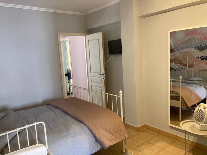 Two bedrooms... great views...50 m from the beach!