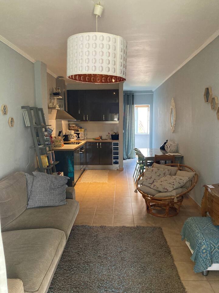 Two bedrooms... great views...50 m from the beach!