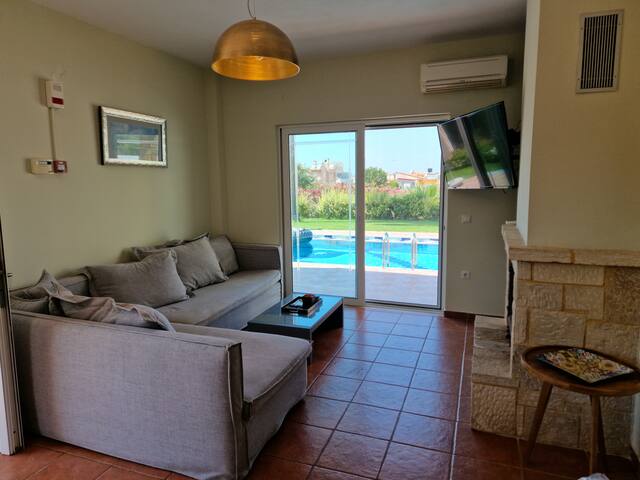 Angel Street Villas: Villa Andreas