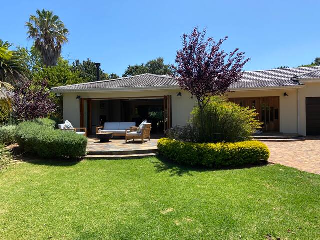 Sunny Constantia Garden gallery image 2