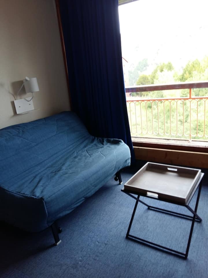 მისაღები სივრცე