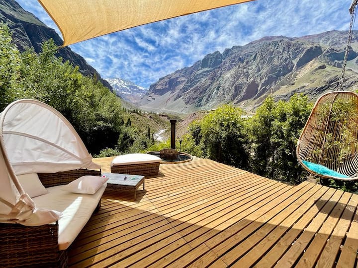 Refugio lo Valdes Vacation Rentals & Homes - Región Metropolitana, Chile |  Airbnb