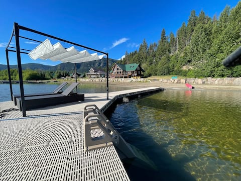 Lakefront, 6 Bedroom "Aspen" Lodge on Otter Lake