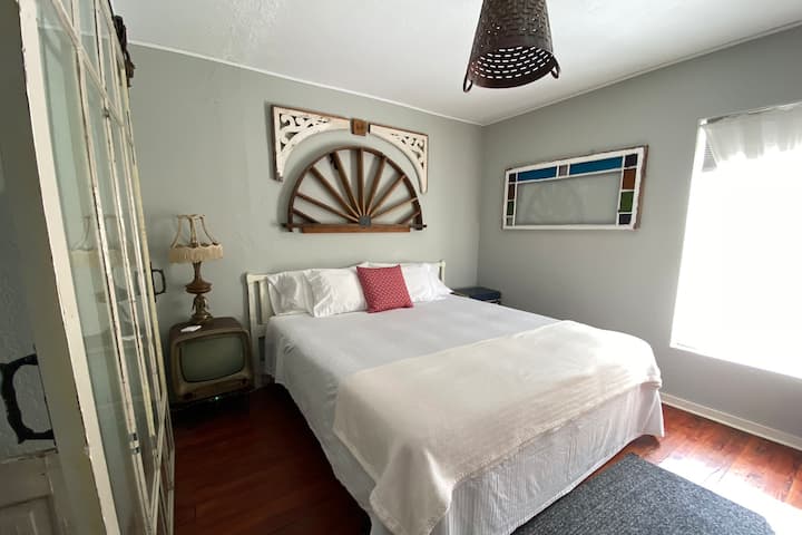 King Bed - downstairs