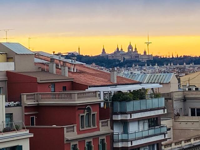 Penthouse with a terrace gallery image 4