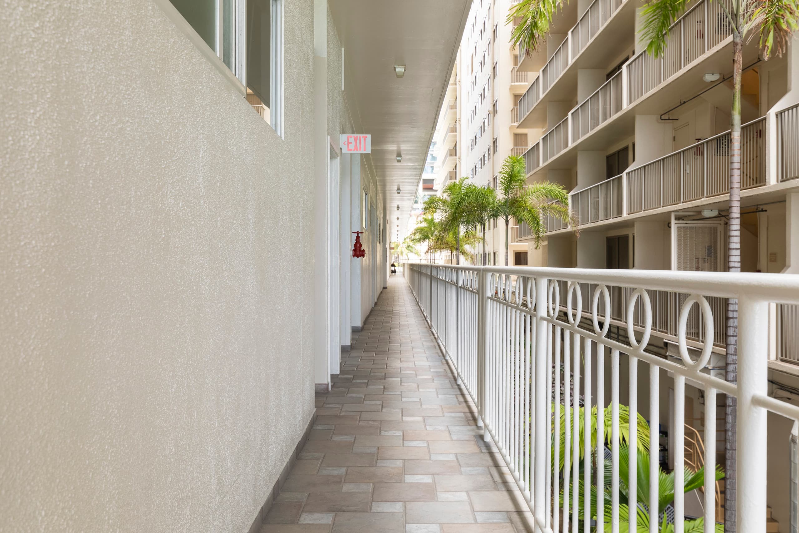 Condo in Honolulu · ★4.87 · 1 bedroom · 2 beds · 2 shared baths - Image 20
