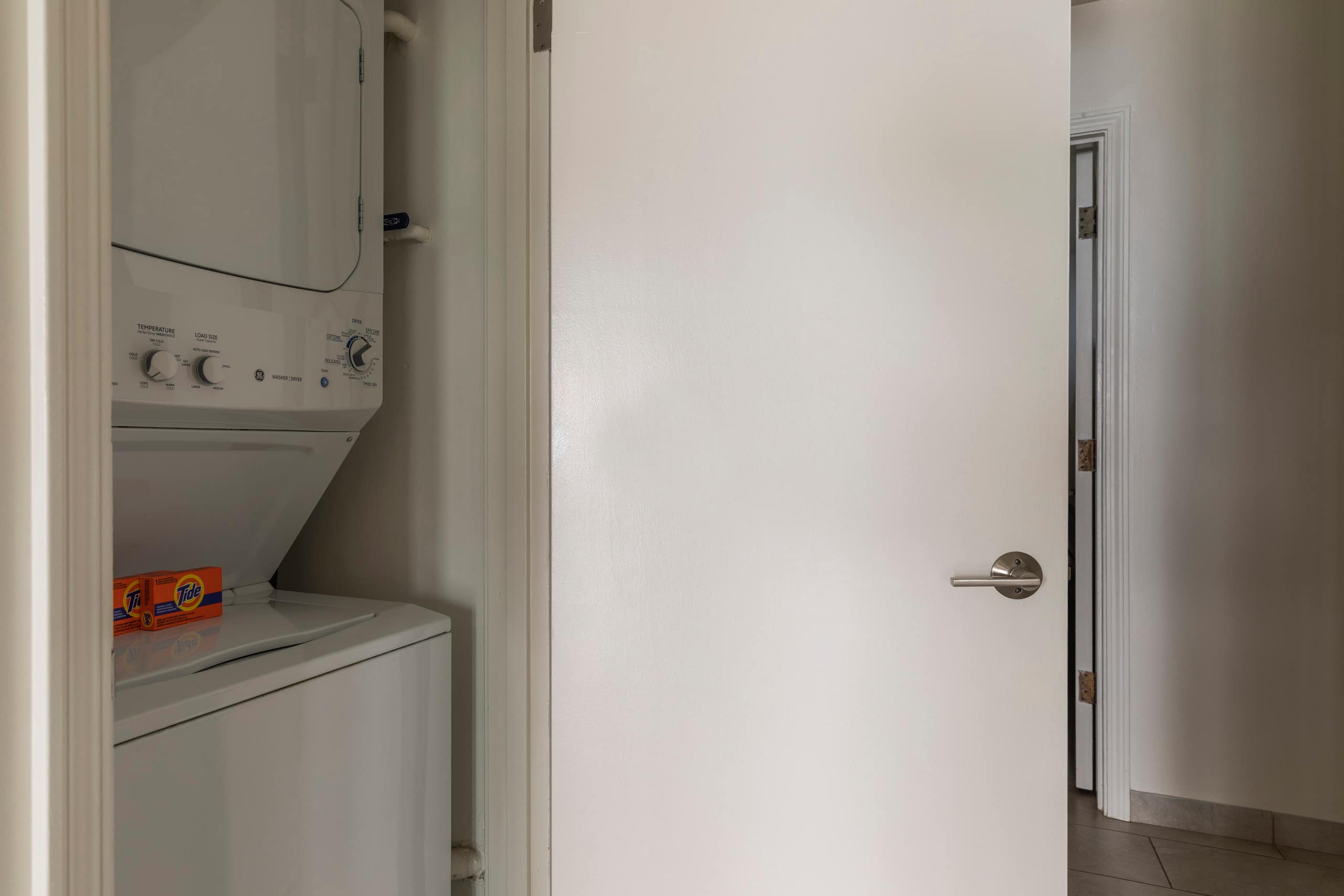 Condo in Honolulu · ★4.87 · 1 bedroom · 2 beds · 2 shared baths - Image 15