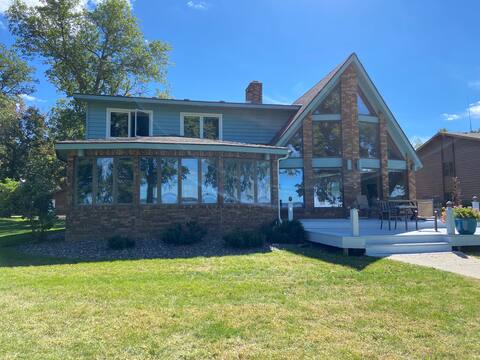 Medayto Lodge on Green Lake, Spicer