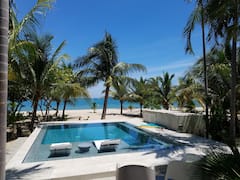 Beachfront+villa+IN+Placencia+village+with+chef