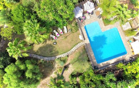 villa7teules · acres of land, nature & tradition
