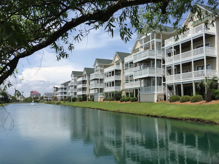 Beautiful 4 Br Oib Condo With Beachfront Pool! - Ocean Isle Beach, NC