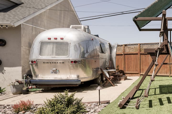 The Tin Lodge: Urban Airstream Getaway