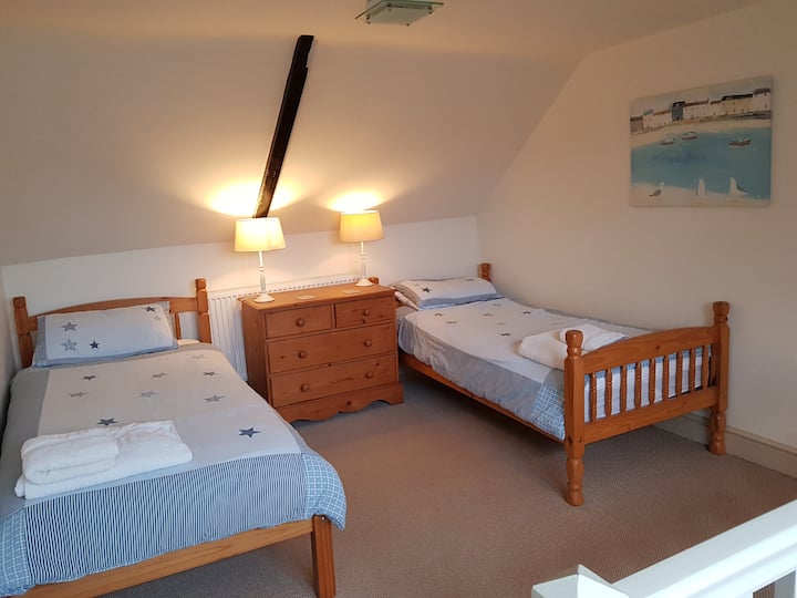 Bedroom 2 with two single beds.
