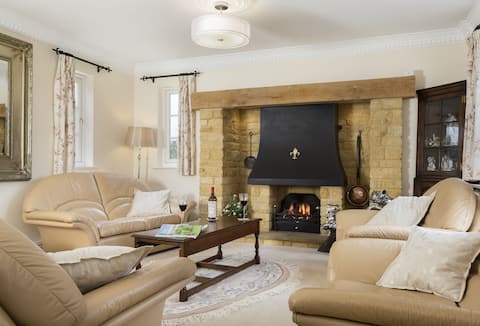 Successful Airbnb property: Chipping Campden private House and Garden in Chipping Campden