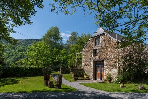 Ossau Valley Bergerie, Pyrenees, Arudy Laruns
