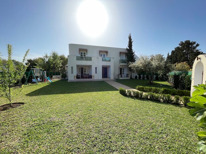 Beautiful 3 Bedrooms Townhouse By The Beach - Tunesië