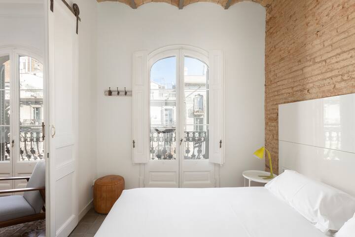 Penthouse in the center close to Ramblas