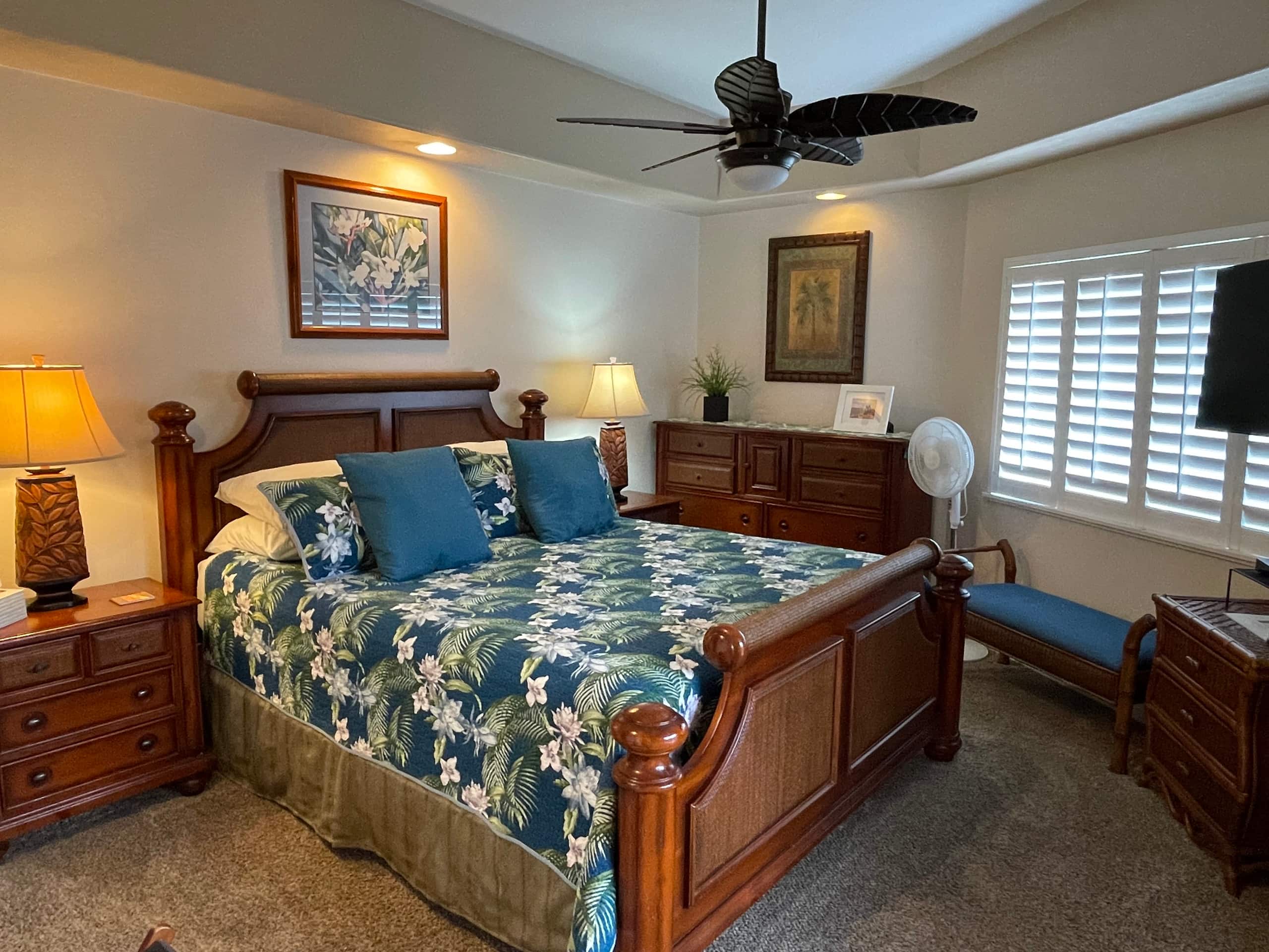 Condo in Kailua-Kona · ★4.94 · 2 bedrooms · 3 beds · 2 baths - Image 10