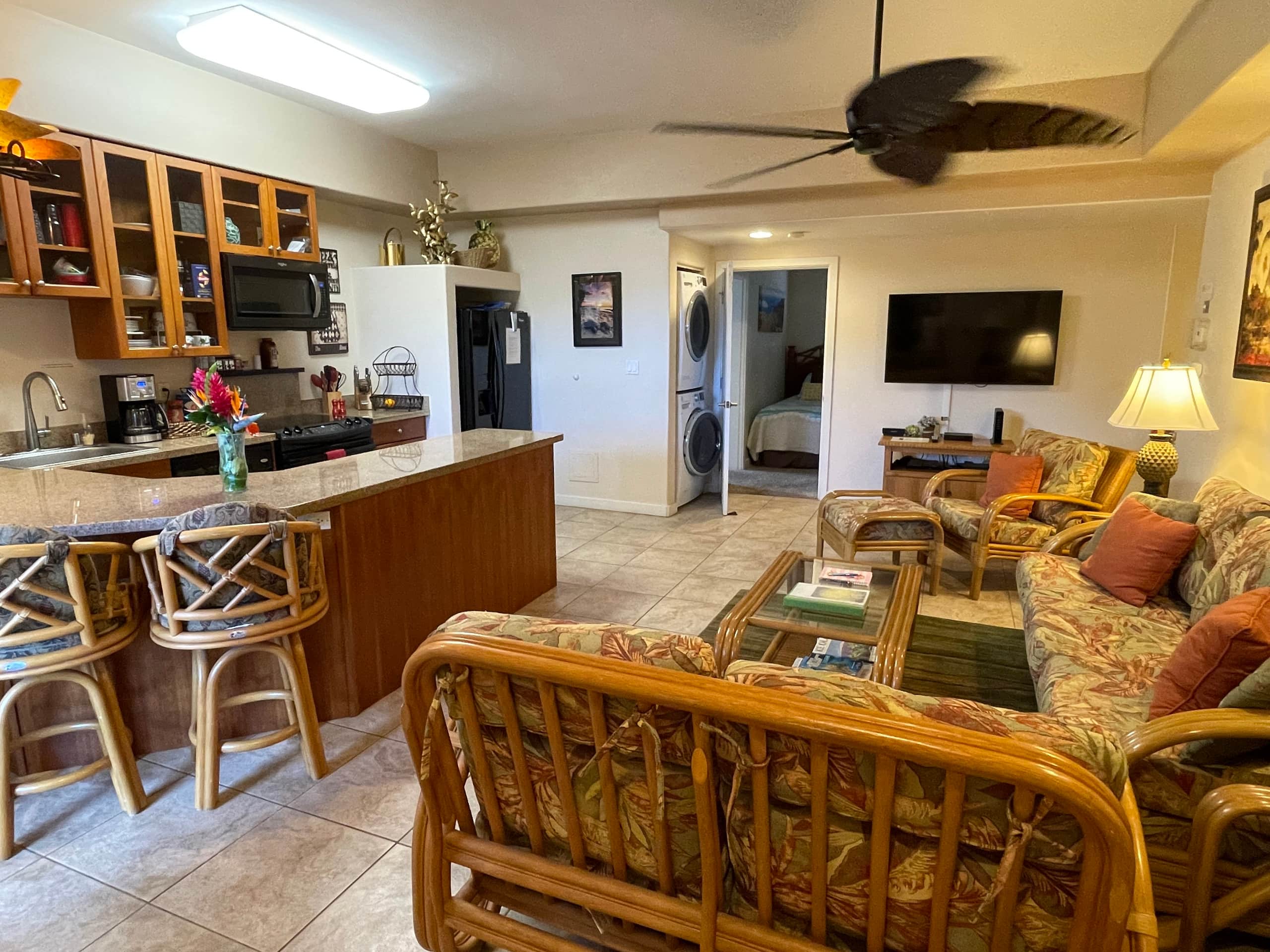 Condo in Kailua-Kona · ★4.94 · 2 bedrooms · 3 beds · 2 baths - Image 2