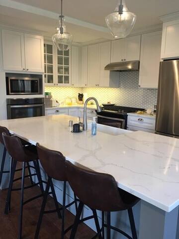 Minneapolis Rental Just Minutes out of Downtown gallery image 3