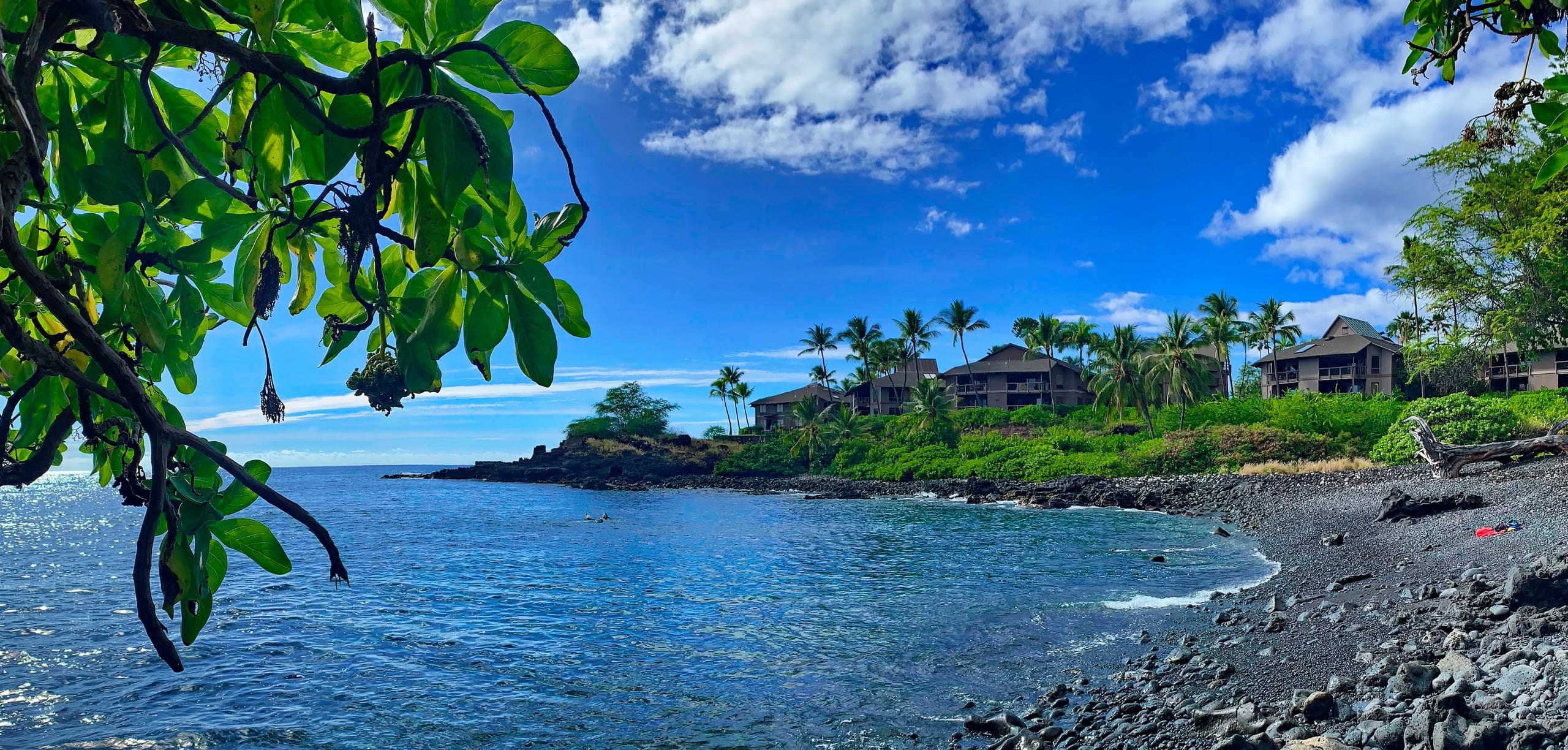 Condo in Kailua-Kona · ★4.88 · 3 bedrooms · 4 beds · 2.5 baths - Image 17