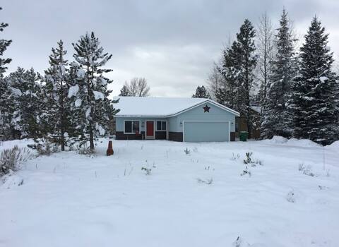 Donnelly Lake House with Beautiful Beach