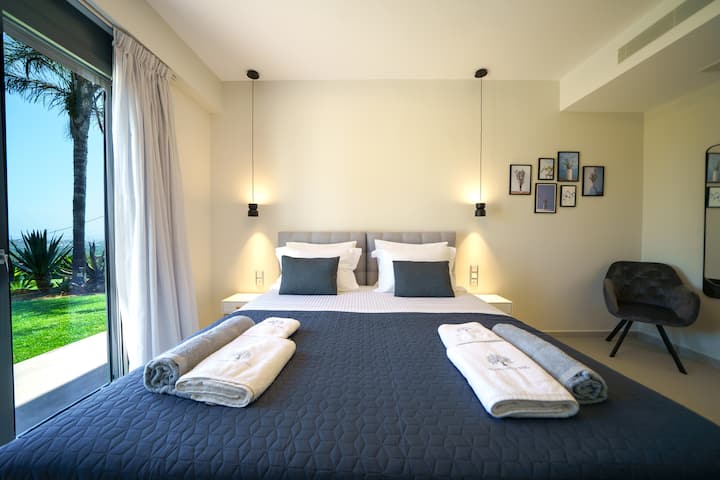 Fourth double bedroom lower floor