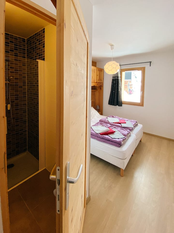 საძინებელი 3