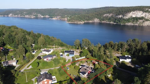 Sunny cabin near beaches and cliff baths