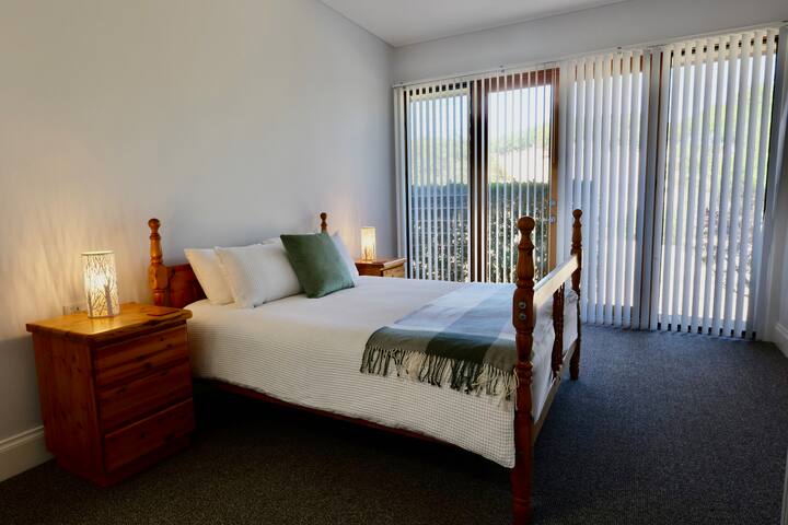 Henty Lodge B&B, self catering, Ferguson Valley gallery image 5