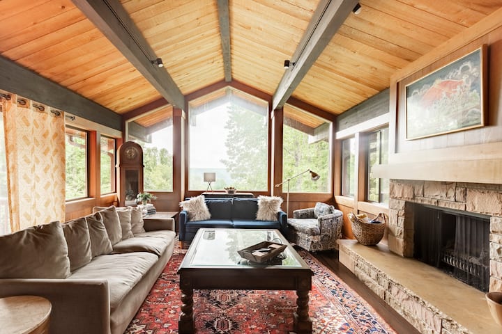 Tulip Tree Bay Lodge-Center Hill Lake House - Houses for Rent in