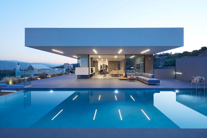 Villa Saint Antoine, Exclusive Staffed Villa gallery image 2