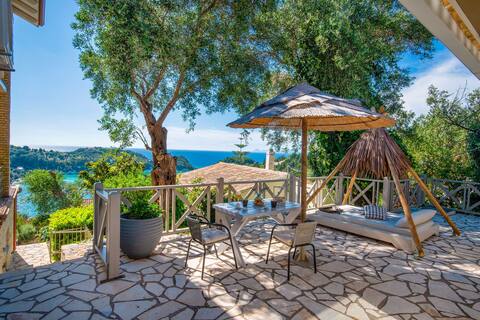 Akis Nest with amazing bay view