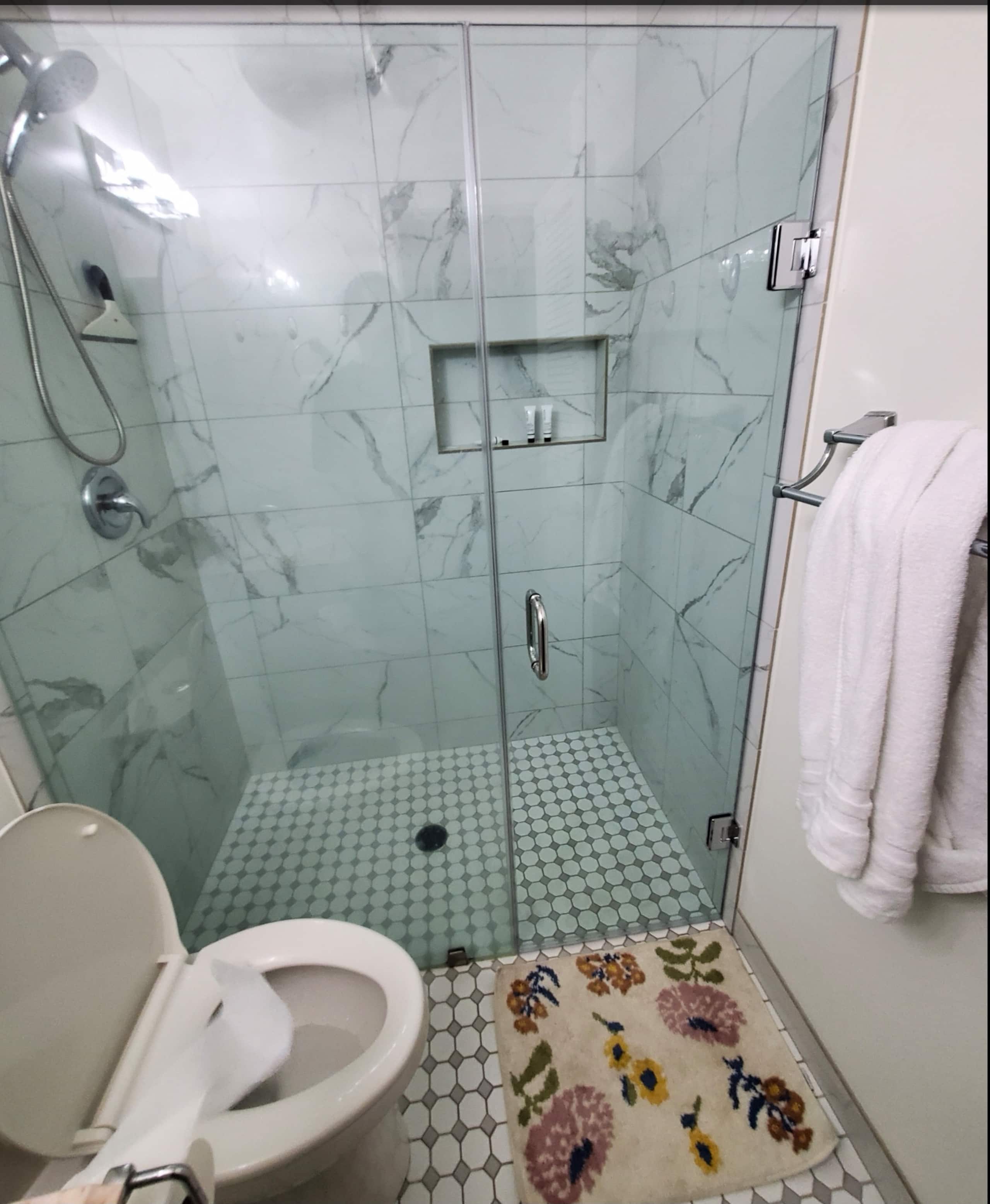Condo in Kailua-Kona · ★4.9 · 1 bedroom · 1 bed · 1 bath - Image 11