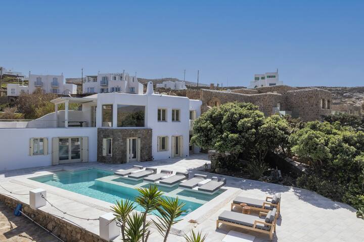 Sea View VILLA with Private Heated Pool gallery image 2