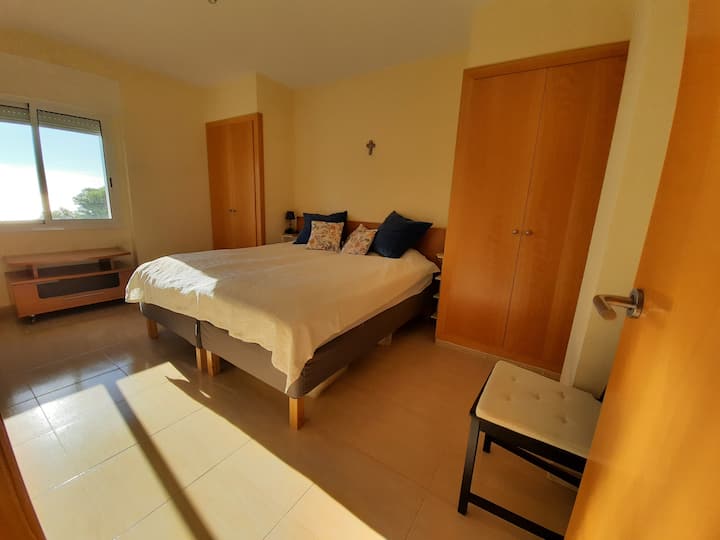 Chumba cha kulala # 2 mwonekano wa bahari
vitanda viwili pacha