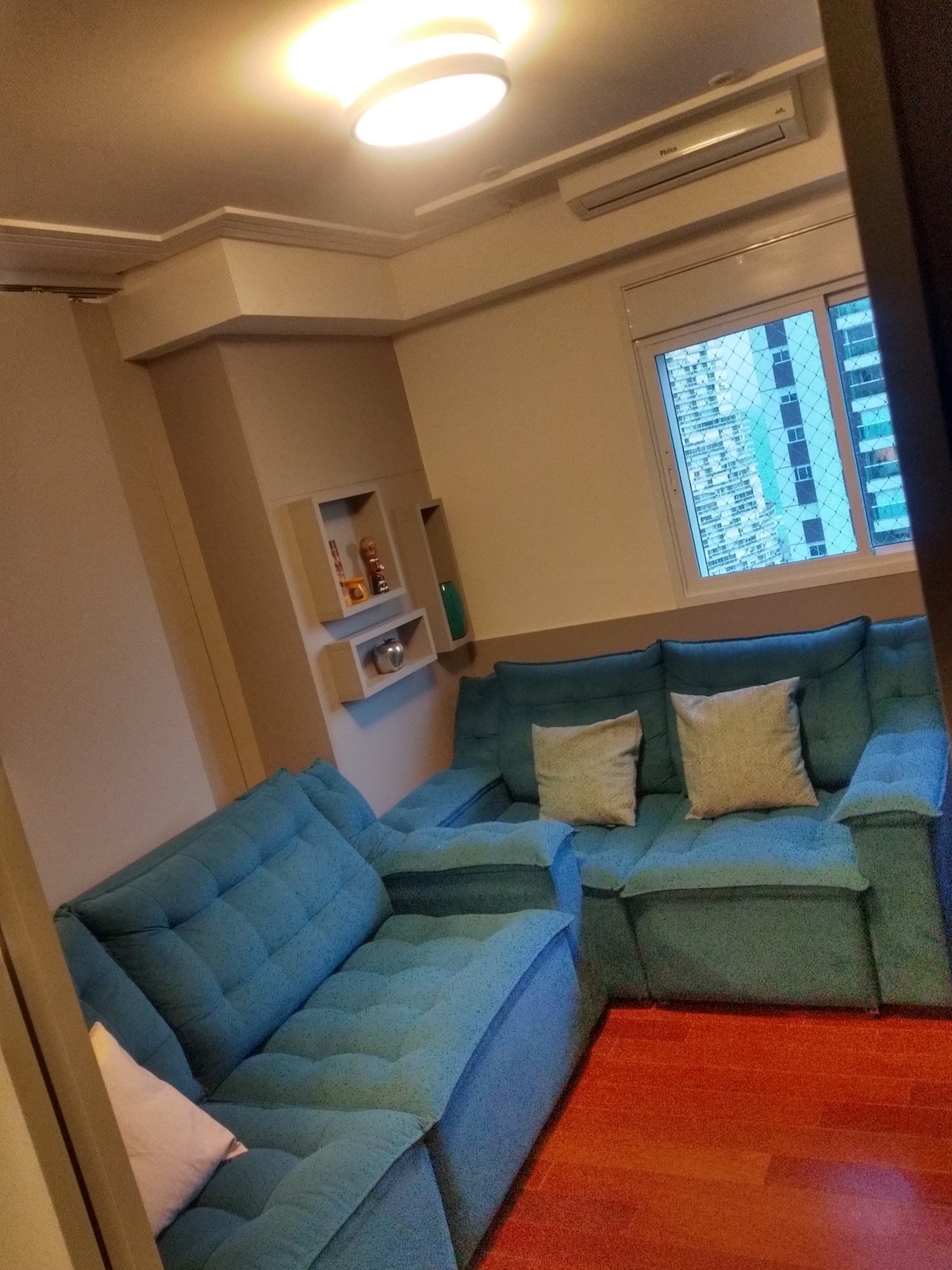 חדר שני אופציונלי.