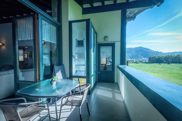 Oribar Bazter Goikoa, calm and nature by Egona gallery image 3