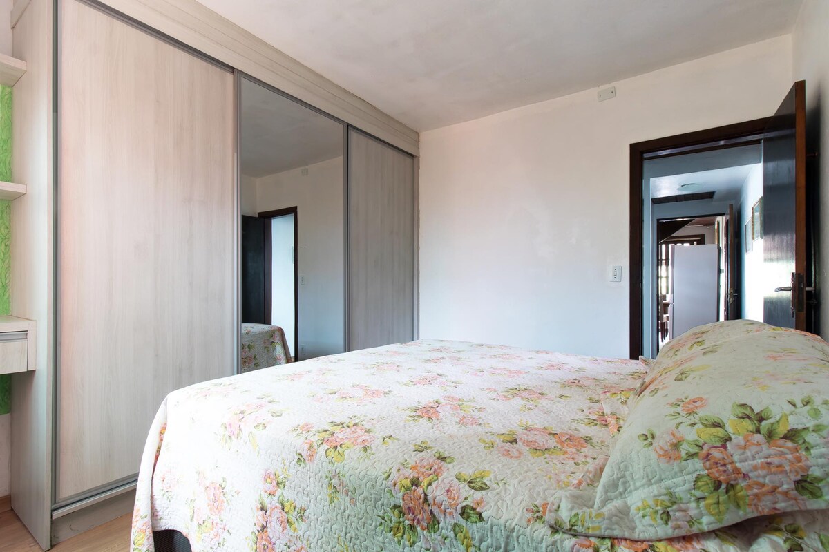 ห้องสวีทพร้อมเครื่องปรับอากาศ 