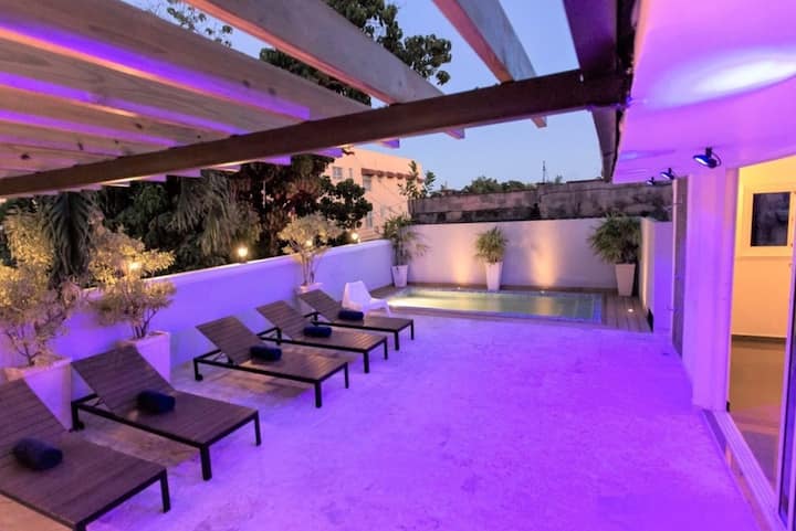 ✔️ 20-PAX VILLA | POOL | 8-BEDROOM | ZONA COLONIAL - Villas for Rent in Santo  Domingo, Distrito Nacional, Dominican Republic - Airbnb