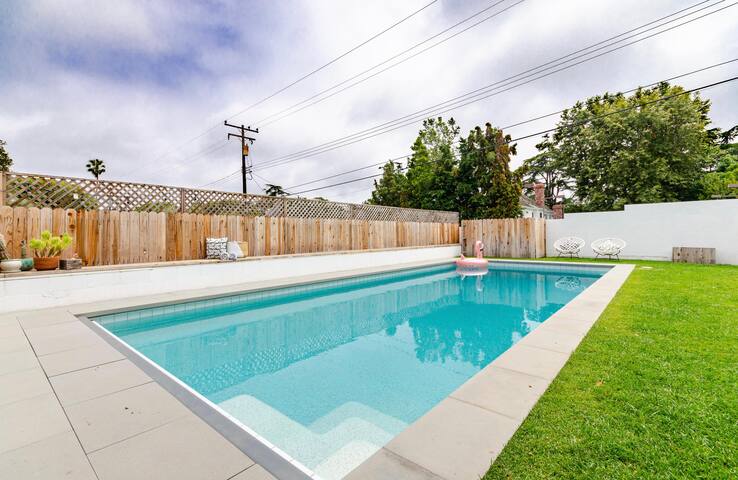 Xmas Special Santa Monica Family House w/ Pool gallery image 3